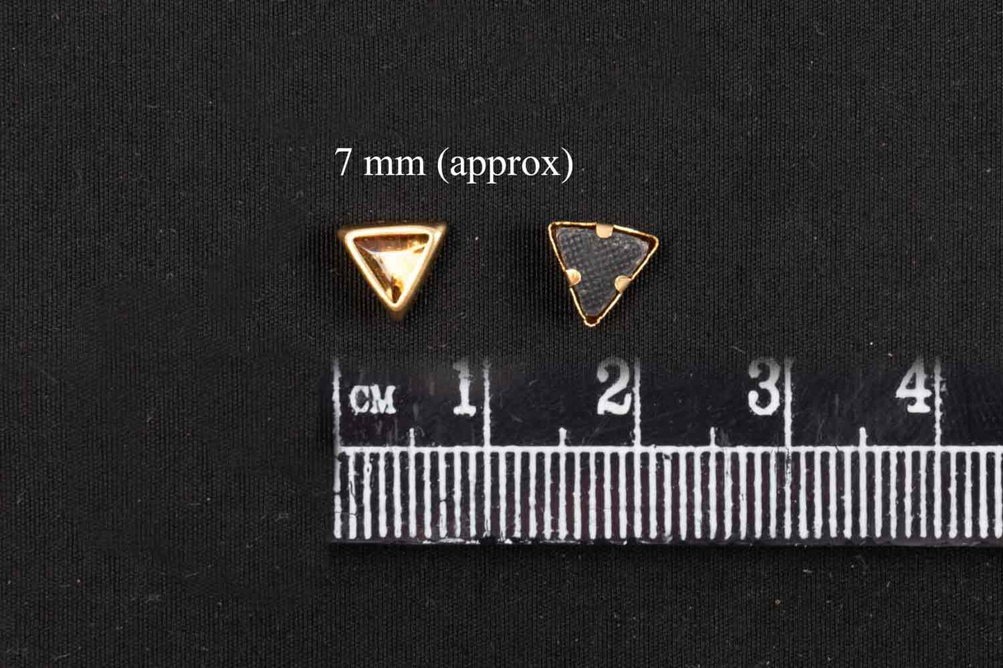Mohan Shoppe Triangular Hotfix Resin Stones for Art and Craft with Fabric Size- 7 mm Approx.,Package of 100 Grams