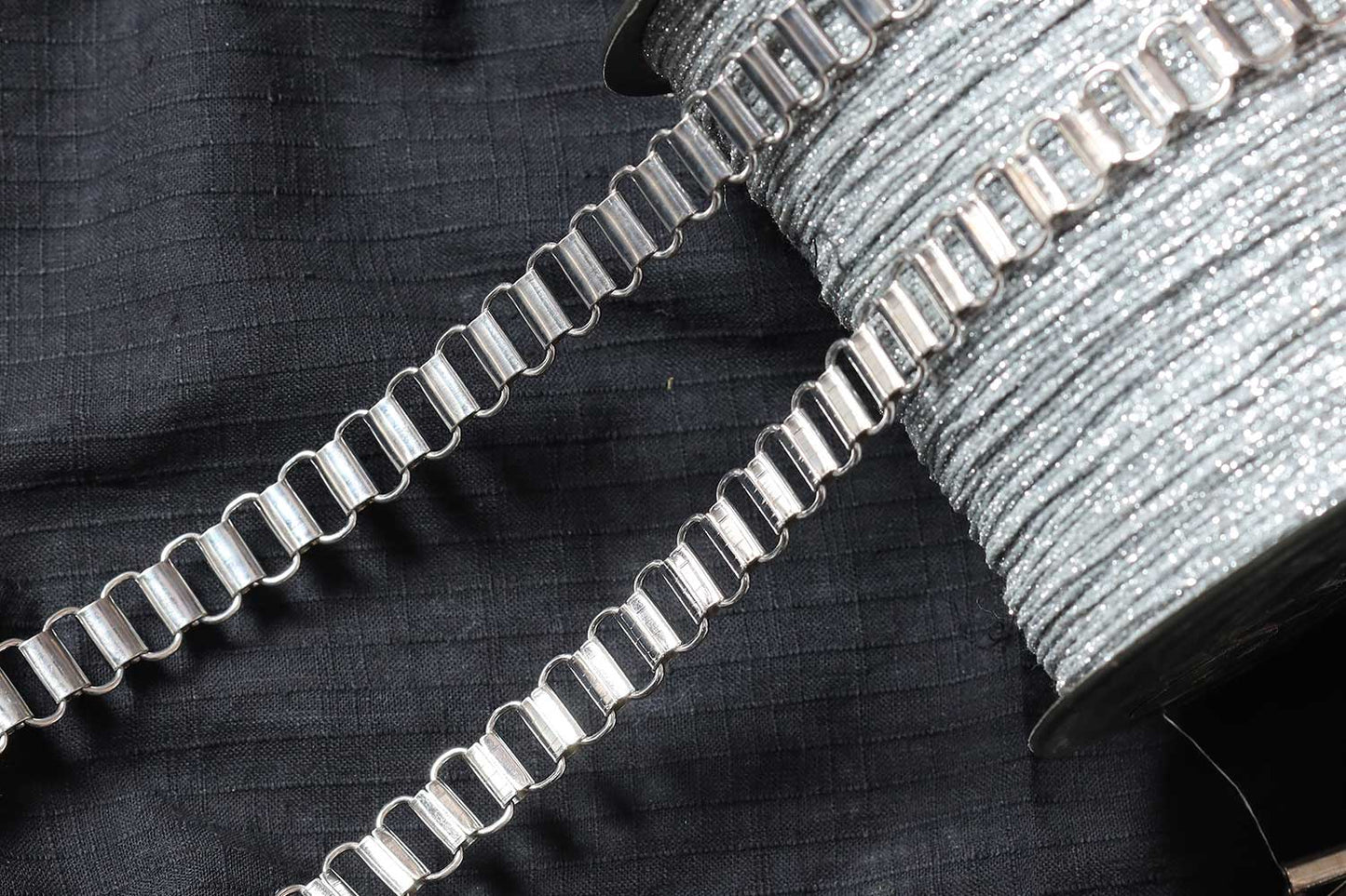 Mohan Shoppe Aluminum Metal Chain Close Trim Cup Chain Bulk Rhinestone Close Chain Trim Rhinestone Flexible Claw Chain