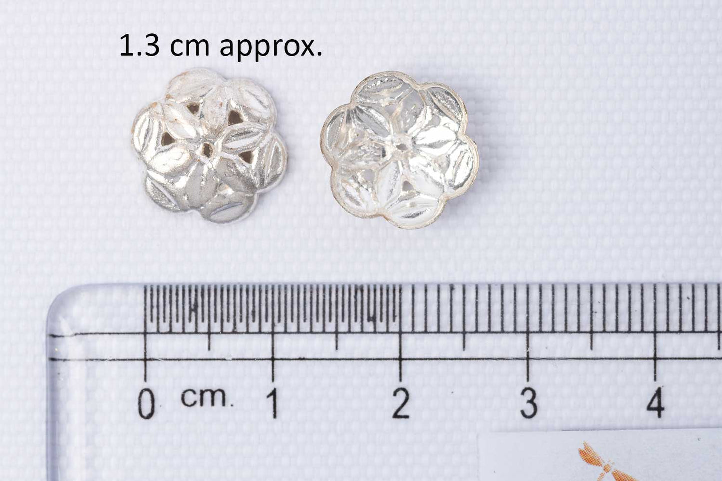 Mohan Shoppe Silver Color Flower Shape Metal Sequins for Craft, Embroidery and Jewelry Making Pack of 50gm