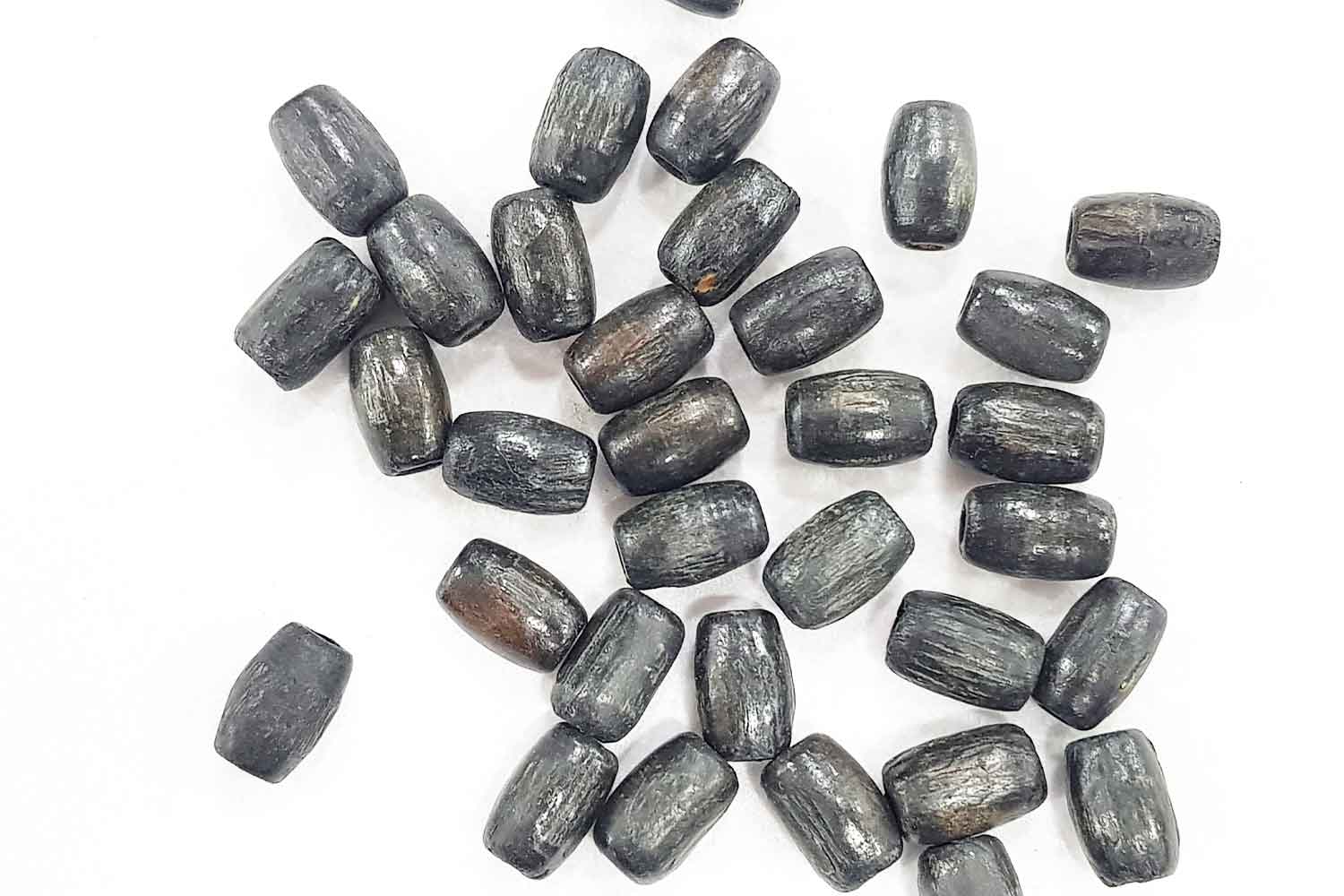 Black Color Oval Shape Wooden Beads Package of 100 gm