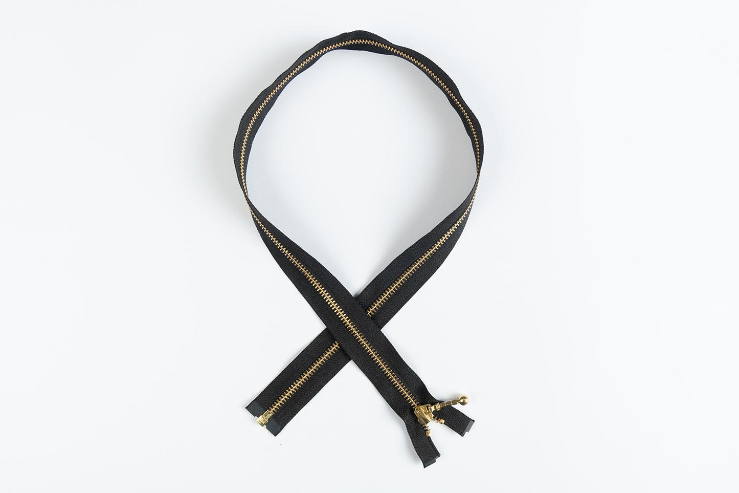 Black Color Ykk 30 inches Metal Zip with golden chain