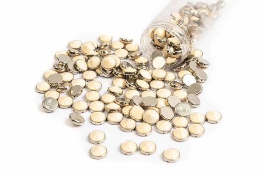 Mohan Shoppe Cream Color Round Shape Plastic Stones for Embroidery Work Ladies Suits, Dresses, Blouses, Gowns, Beading, Art and Craft and Decoration, Package of 20 Pieces