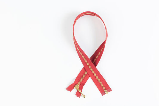 Red Color Ykk Metal Zip 25 inches with golden chain